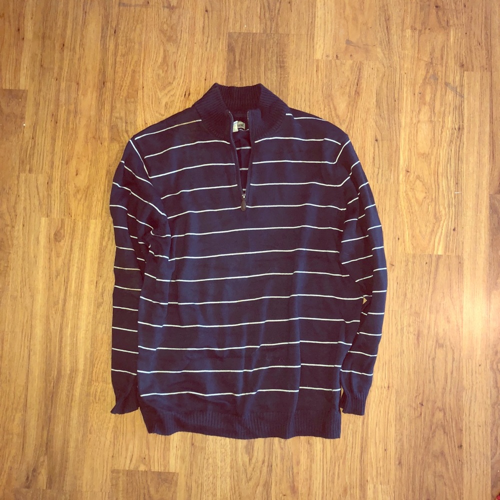 Men’s striped pullover